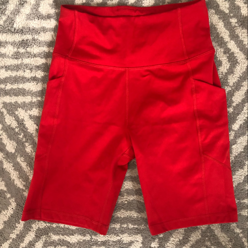 Figs Red Women's Bike Shorts